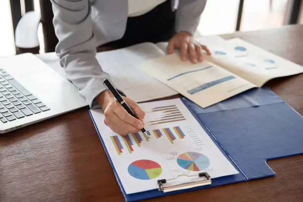 How to Improve Your Digital Advertising ROI